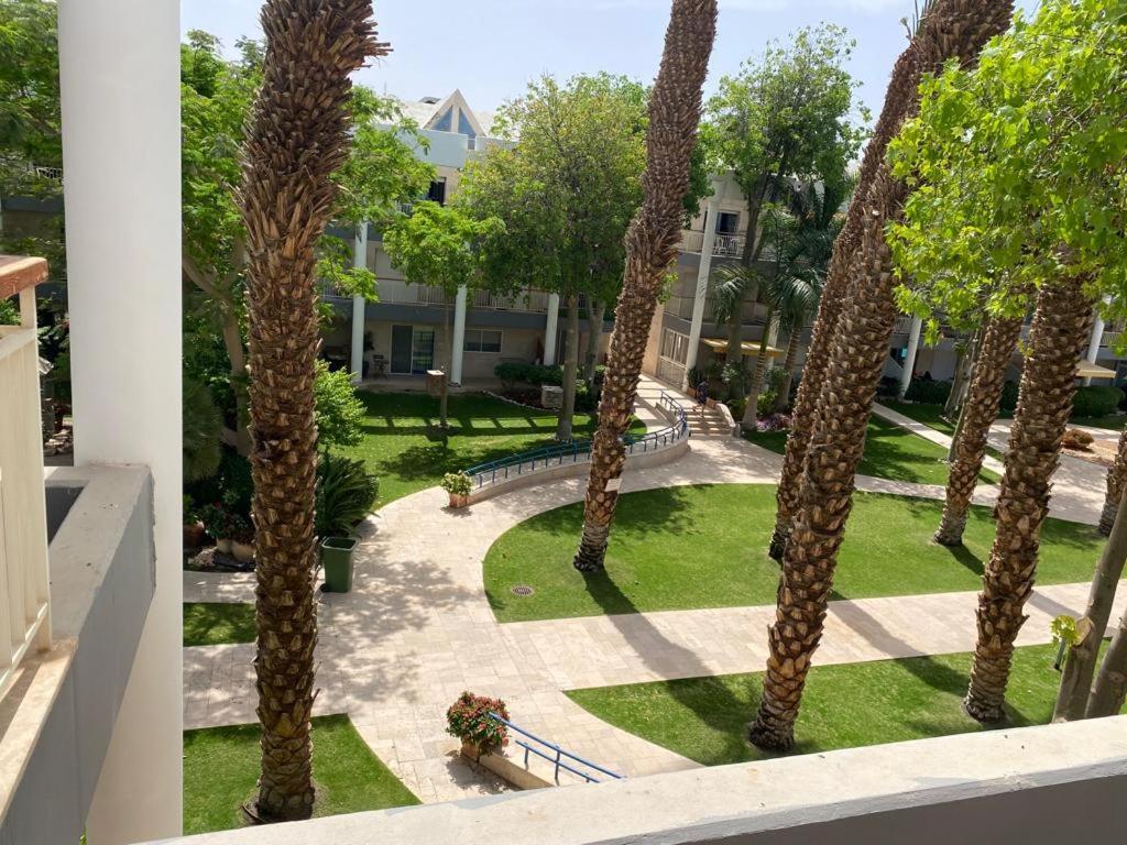 Royal Park Eilat Apartments Esterno foto